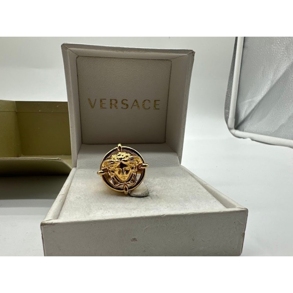 Versace Medusa Head Gold Tone Statement Ring Made in Italy Size 17 with Box - Picture 2 of 12